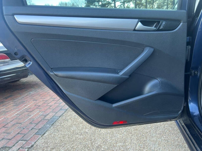 2015 Volkswagen Passat