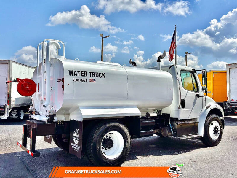 2020 Freightliner M2 106