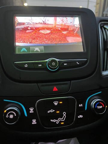 2017 Chevrolet Malibu LT