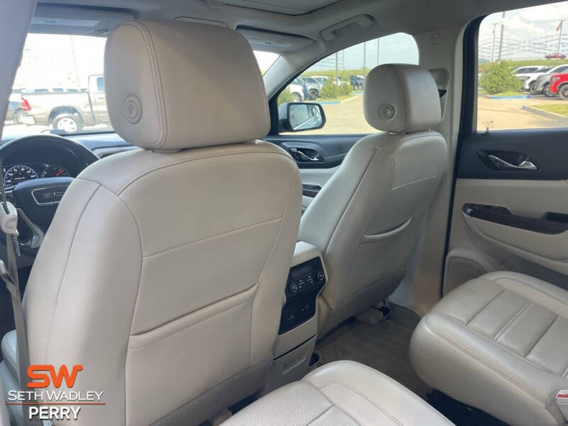 2021 GMC Acadia Denali