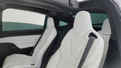 2022 Tesla Model X Plaid