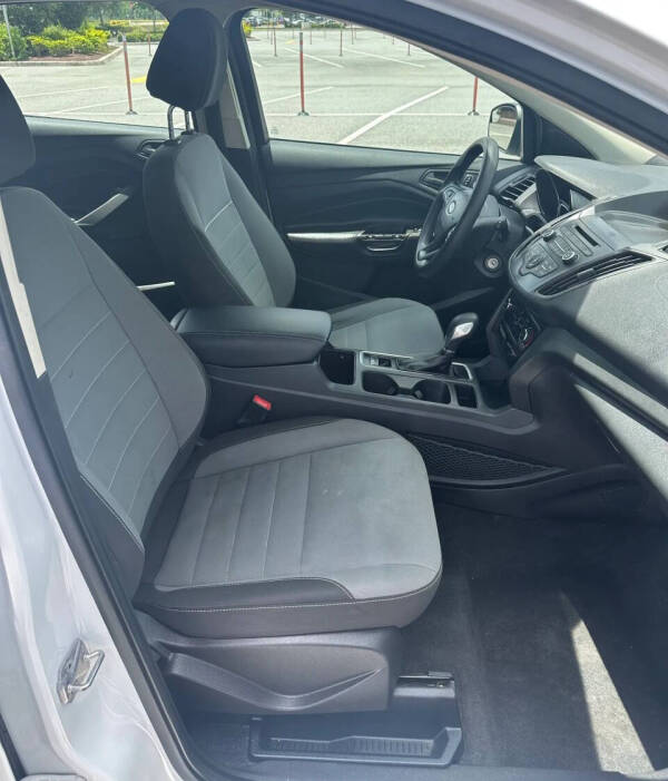 2017 Ford Escape S