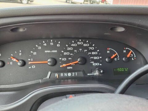 2006 Ford E-Series E-350 SD XLT