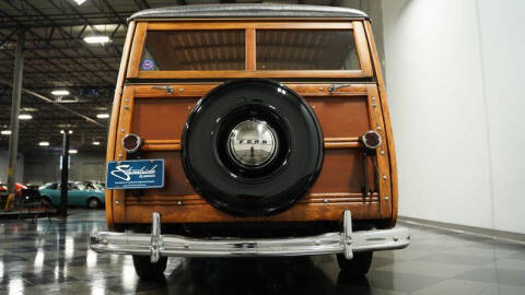 1948 Ford Super Deluxe