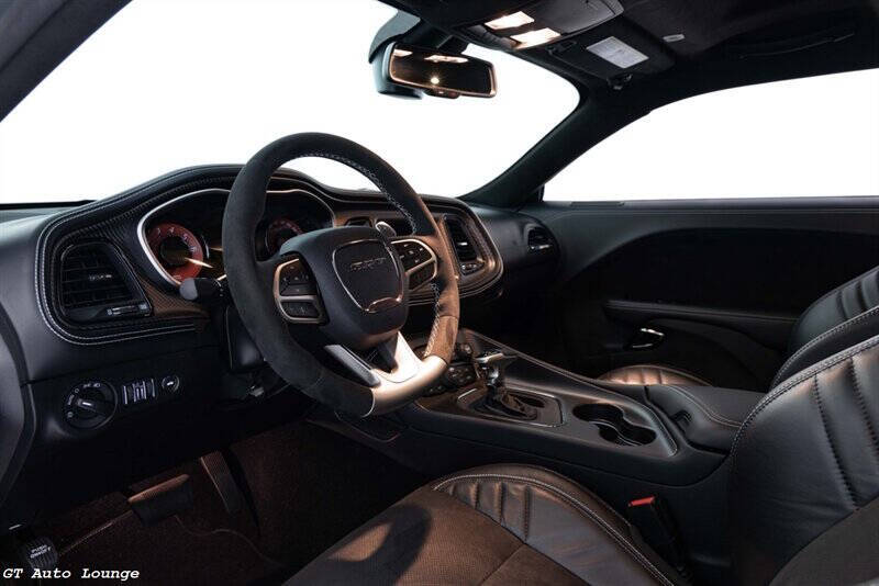 2023 Dodge Challenger 37