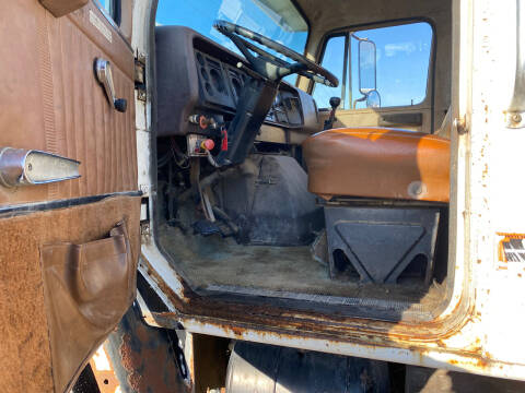 1983 International 1900