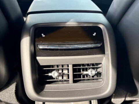 2026 Cadillac LYRIQ-V