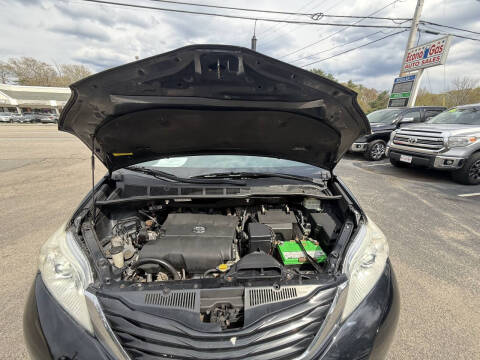 2016 Toyota Sienna