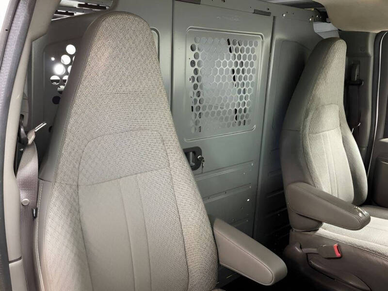 2016 Chevrolet Express 2500