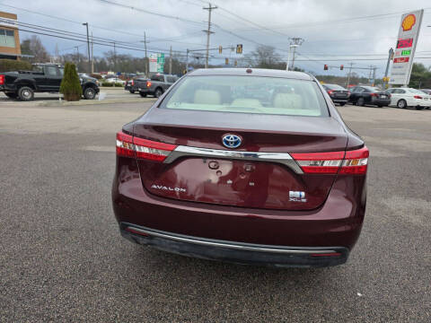 2013 Toyota Avalon Hybrid XLE Touring
