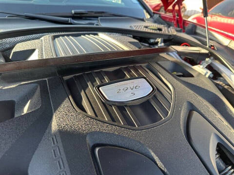 2017 Porsche Panamera 4S