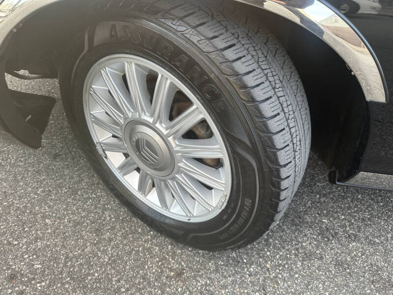 2010 Mercury Grand Marquis LS