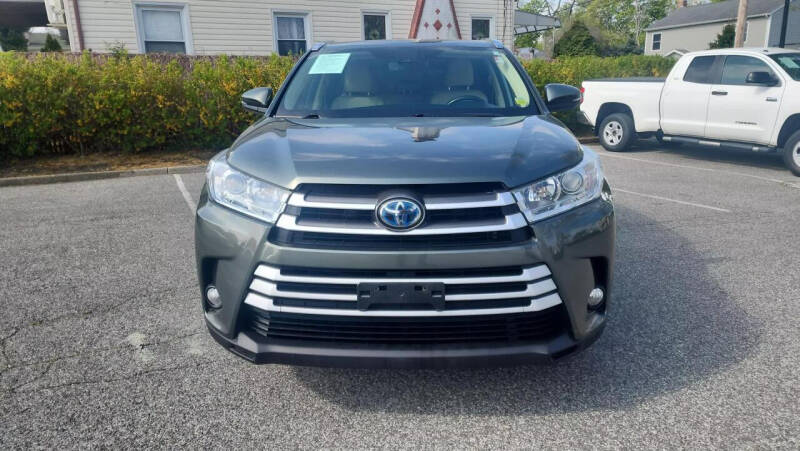 2018 Toyota Highlander Hybrid for sale at RMB Auto Sales Corp in Copiague NY
