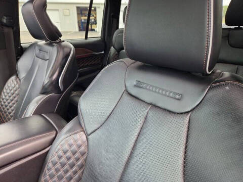 2022 Jeep Grand Cherokee Summit