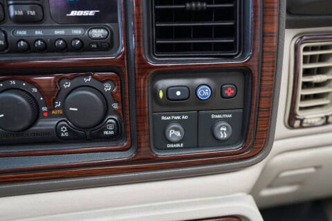 2002 Cadillac Escalade
