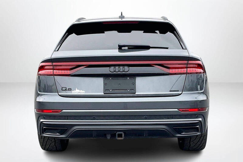 2020 Audi Q8 quattro Premium Plus 55 TFSI