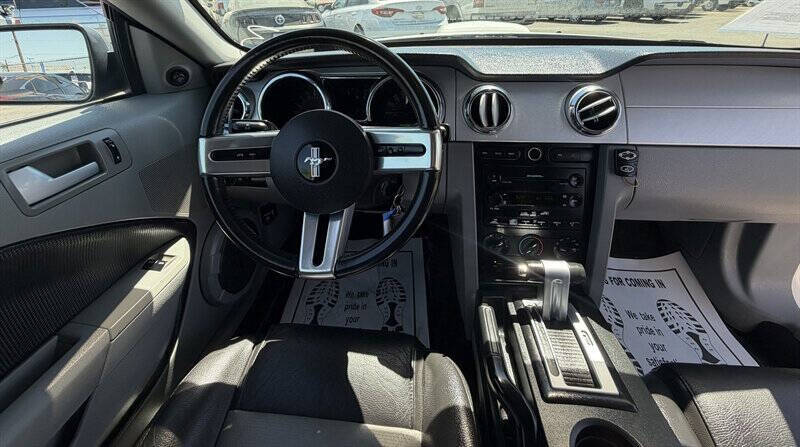 2008 Ford Mustang