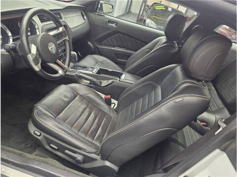 2014 Ford Mustang V6 Premium