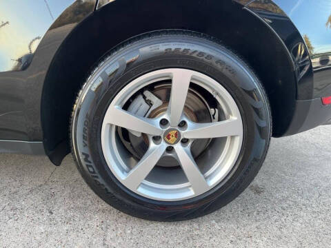 2017 Porsche Macan S