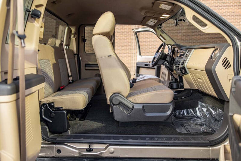 2011 Ford F-350 Super Duty XLT