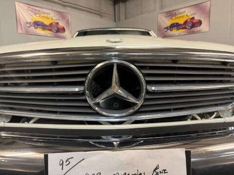 1983 Mercedes-Benz 380-Class