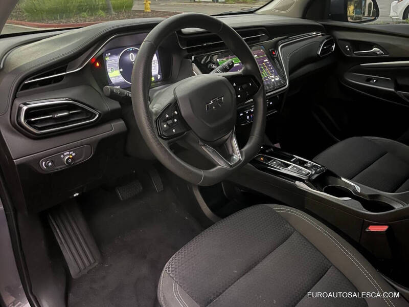 2023 Chevrolet Bolt EUV LT