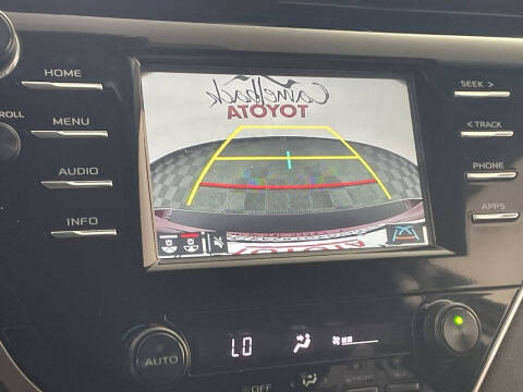 2018 Toyota Camry SE