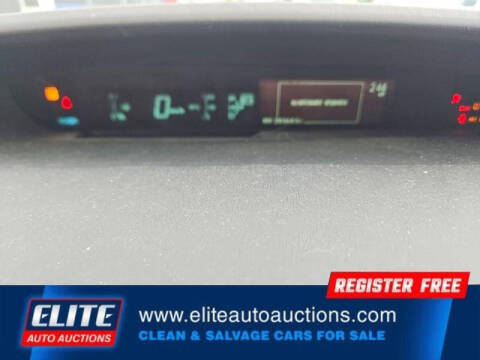 2013 Toyota Prius Two