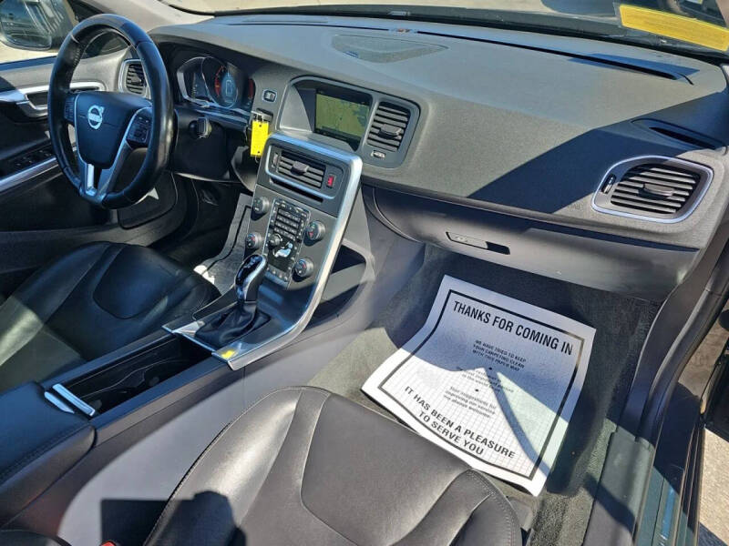 2015 Volvo S60 T5 Drive-E Platinum