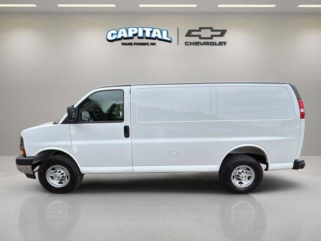 2025 Chevrolet Express 2500