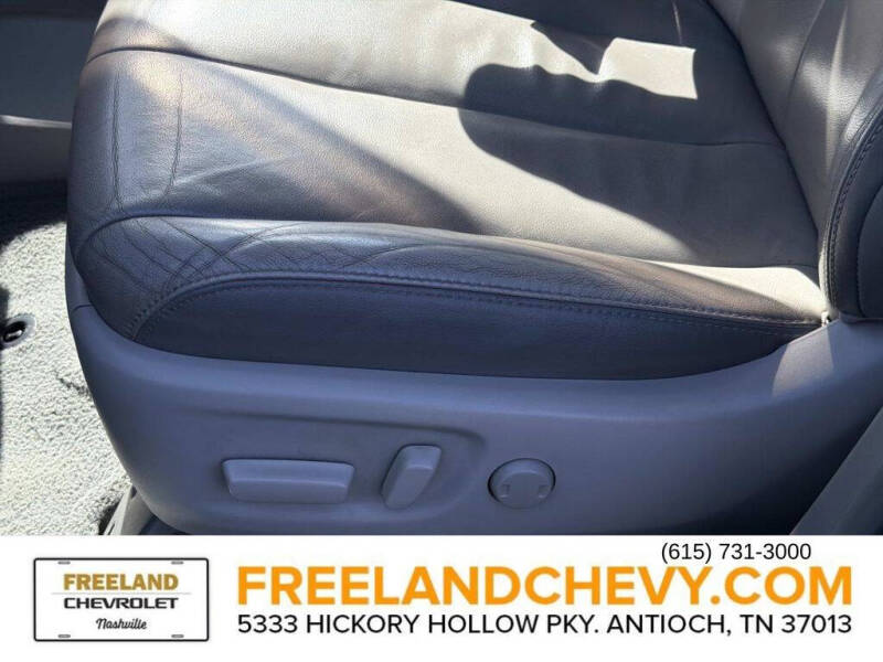 2013 Toyota Sienna Limited 7-Passenger