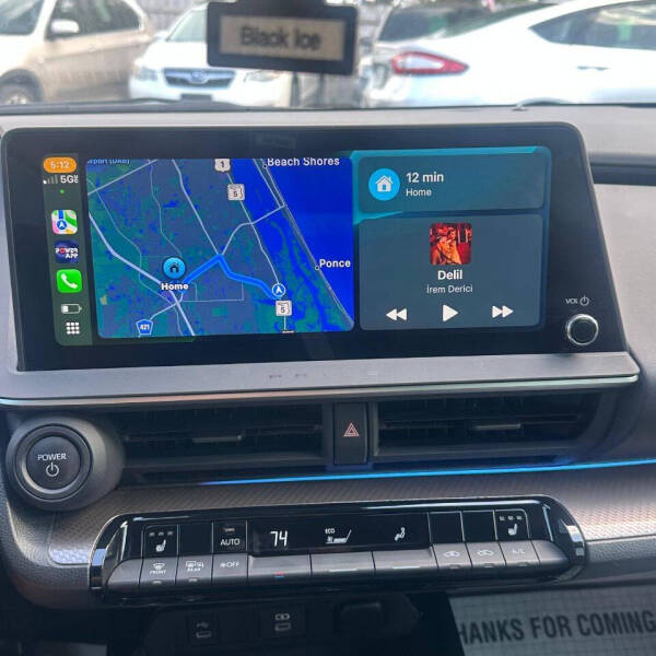 2023 Toyota Prius XLE