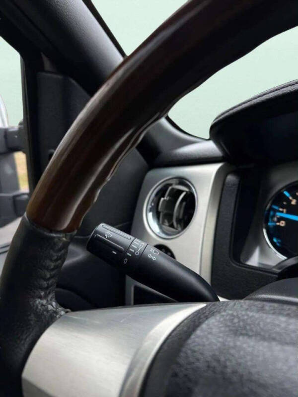 2014 Ford F-150 Platinum