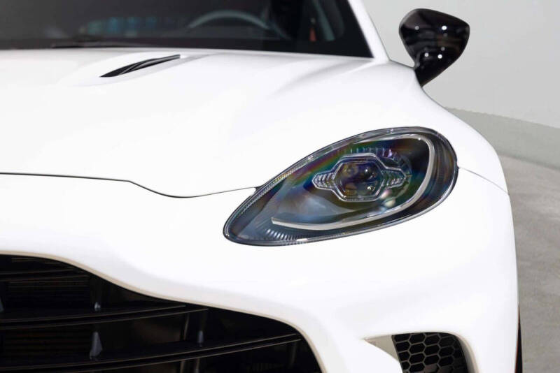 2026 Aston Martin DBX 707