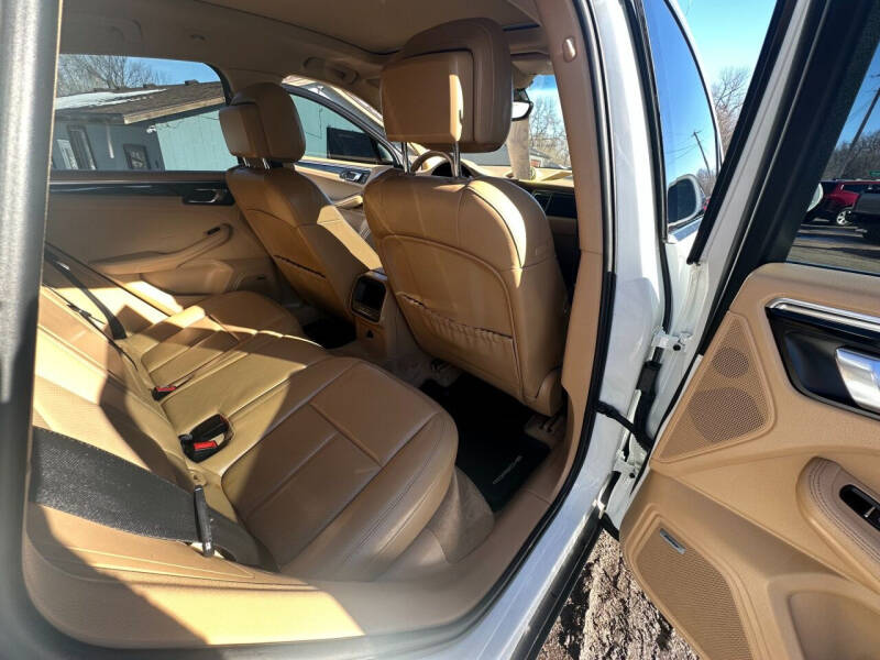 2015 Porsche Macan S