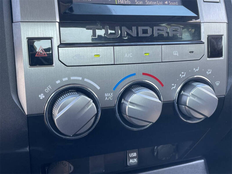 2014 Toyota Tundra SR