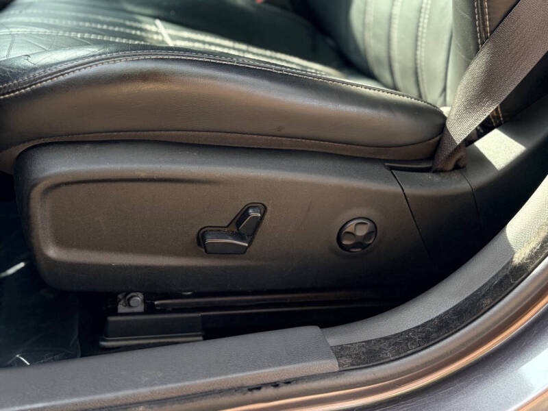 2014 Chrysler 300 S