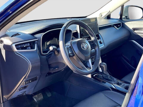 2024 Toyota Corolla Cross XLE