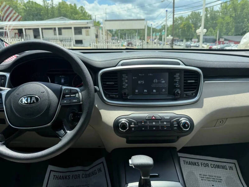 2019 Kia Sorento LX
