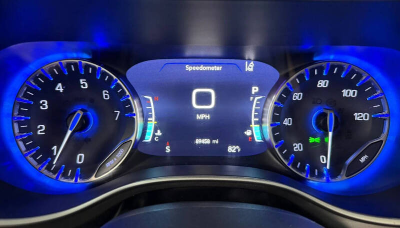 2021 Chrysler Pacifica Touring L