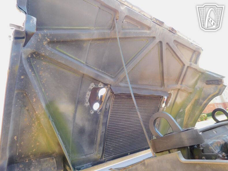 2008 AM General Hummer