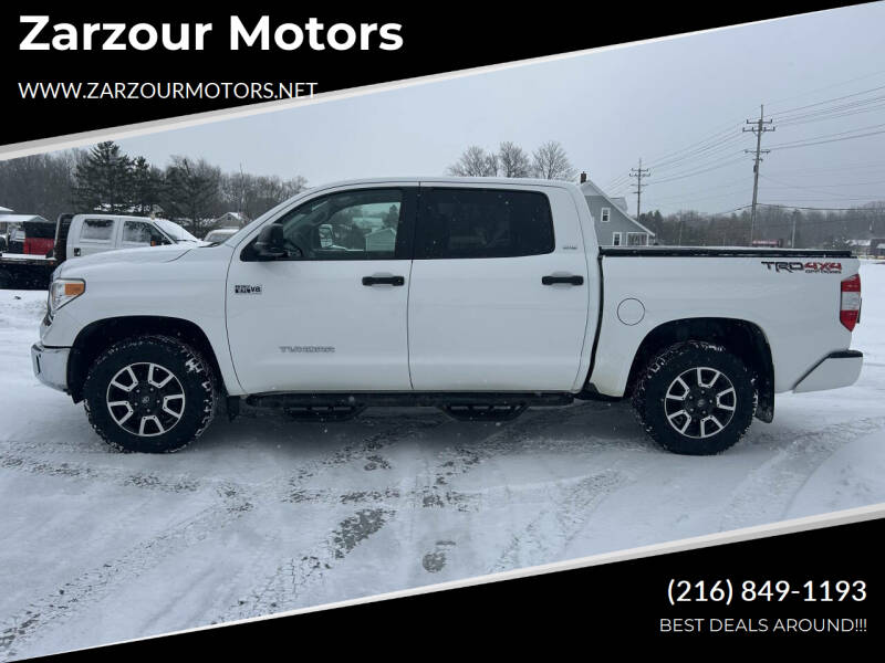 2017 Toyota Tundra SR5's photo