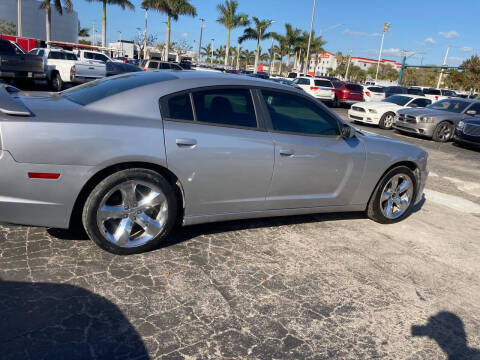 2013 Dodge Charger for sale at CAR-RIGHT AUTO SALES INC in Naples FL