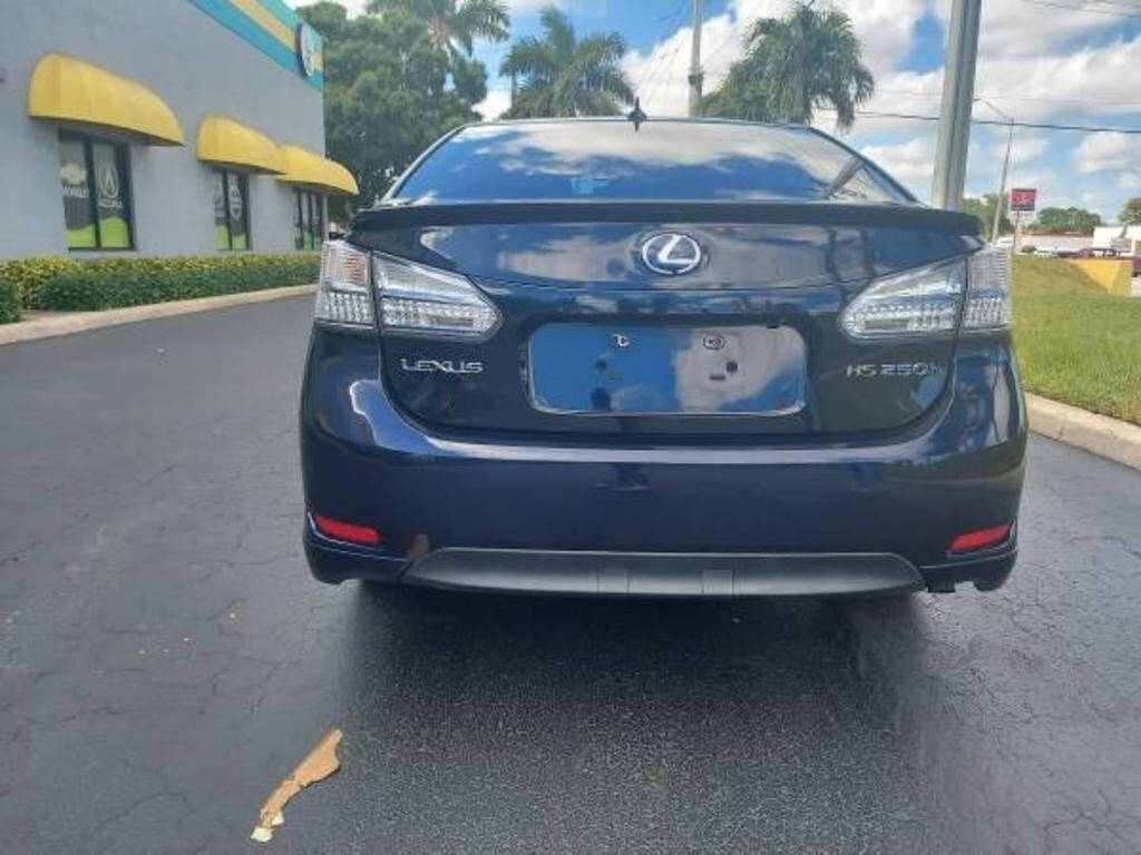 2010 Lexus HS 250h Sedan - $7,499
