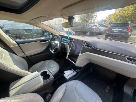 2014 Tesla Model S 85