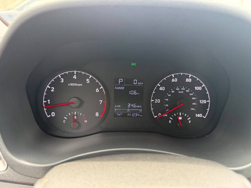 2019 Hyundai Accent SE