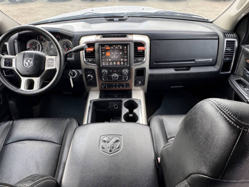 2014 RAM 3500 Laramie