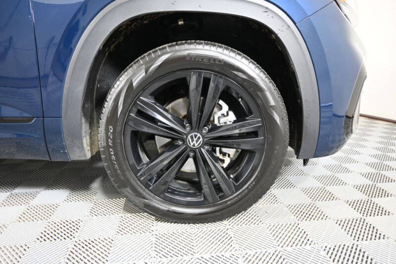 2023 Volkswagen Atlas Cross Sport V6 SEL R-Line Black 4Motion