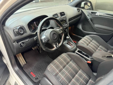 2014 Volkswagen GTI Wolfsburg Edition PZEV