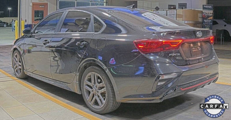 2021 Kia Forte GT Line